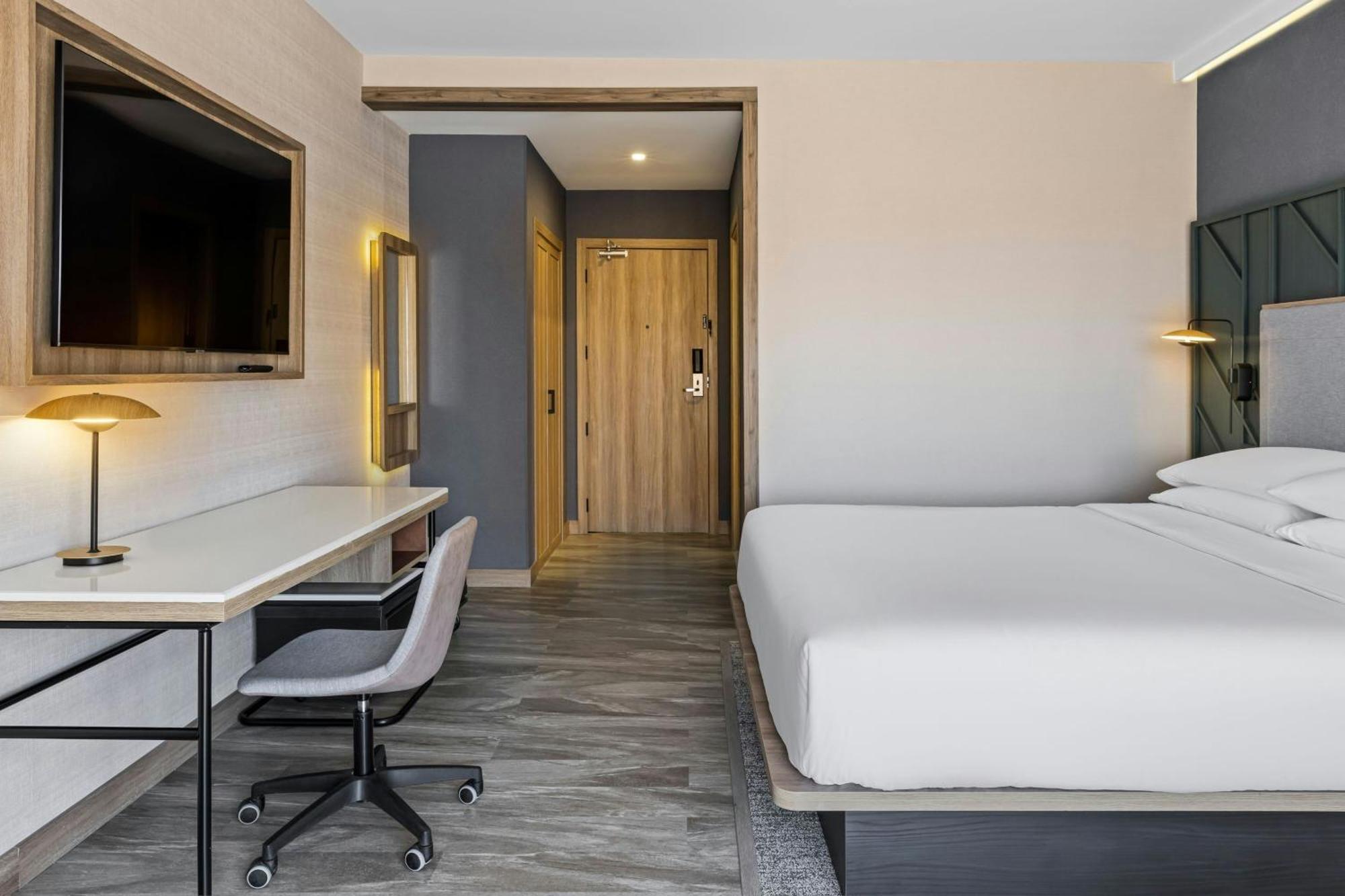 Courtyard By Marriott San Jose Escazu Hotel Exterior photo