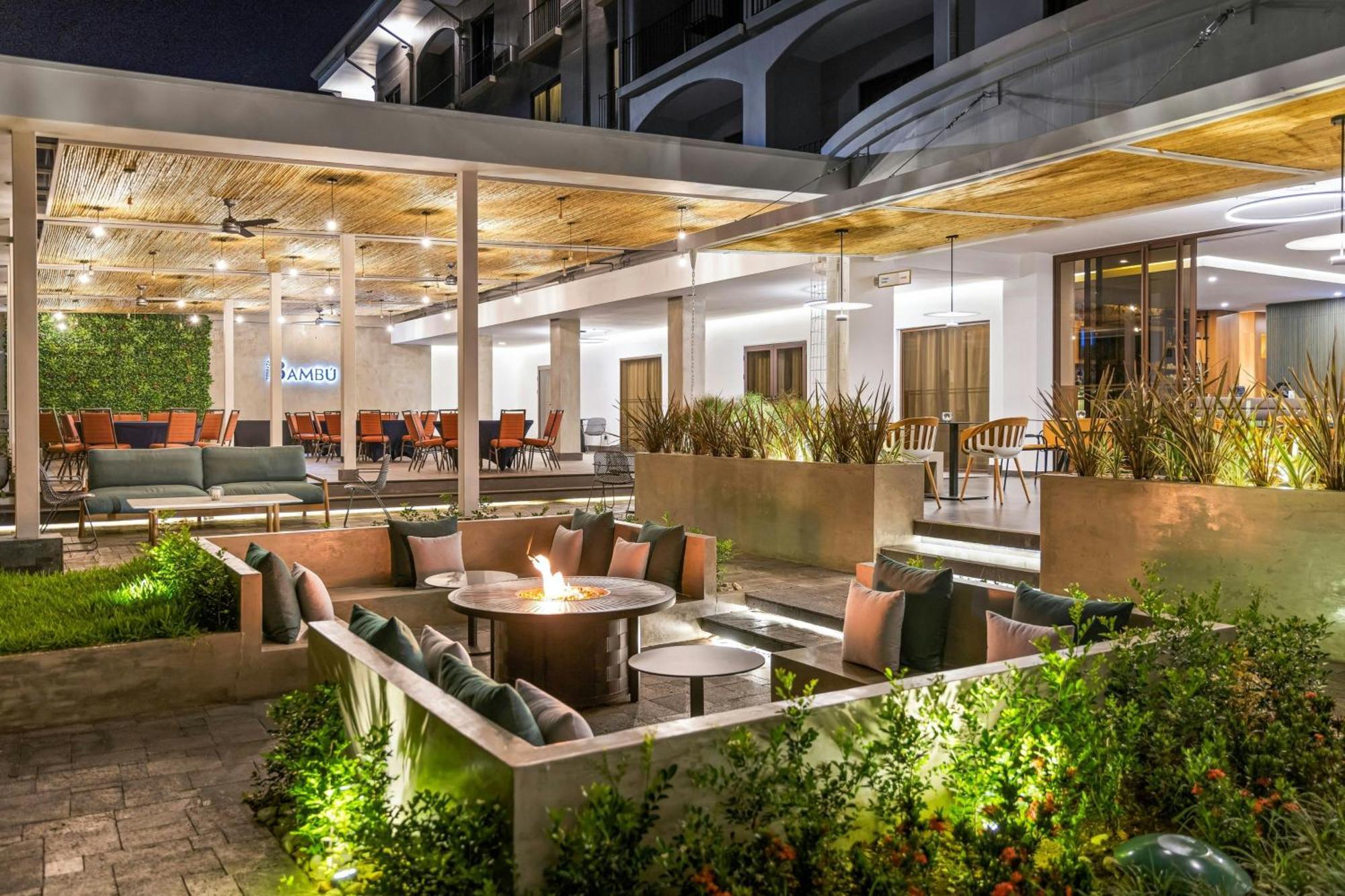Courtyard By Marriott San Jose Escazu Hotel Exterior photo